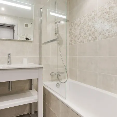 Les Hauts Du Val Claret - Val Claret-21 By Interhome Apartment *